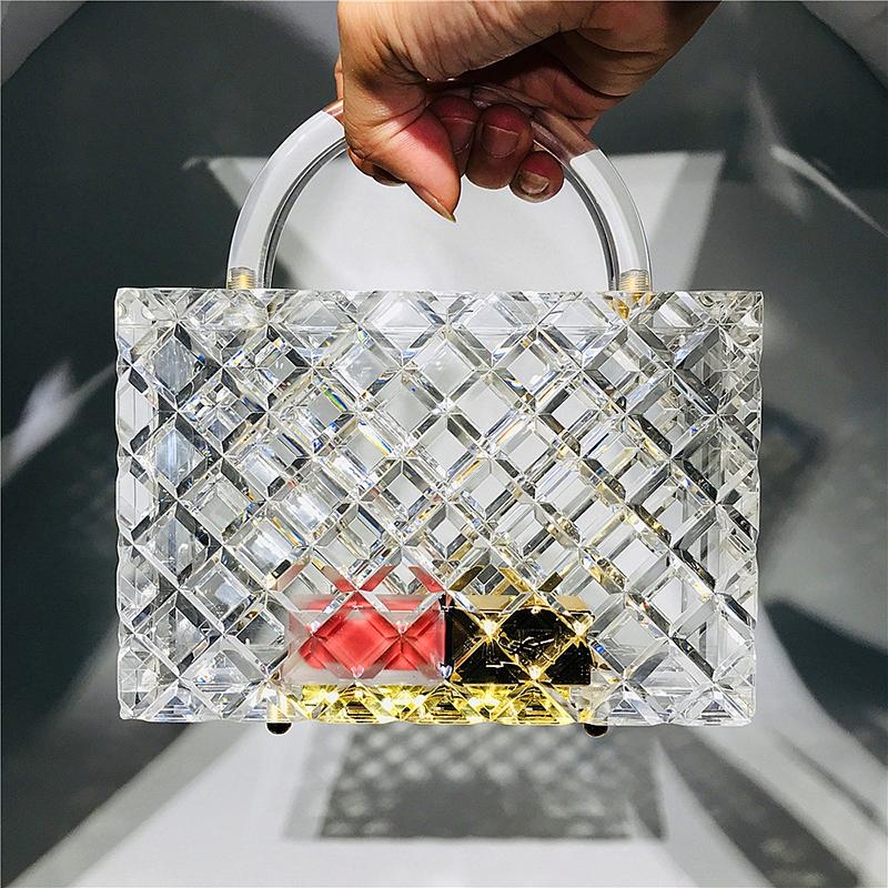 Pochette à poignée supérieure matelassée en acrylique transparent avec chaîne transparente